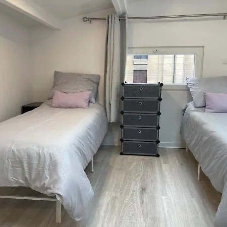 Semesterbostad Maisonette De 25m2 A La Porte De Paris