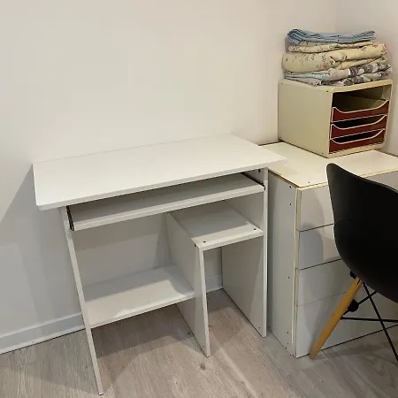 Semesterbostad Maisonette De 25m2 A La Porte De Paris *